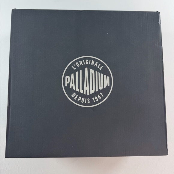 PALLADIUM Revolt Hi TX Round Toe Hiking Boots Color Star White - Picture 8 of 9